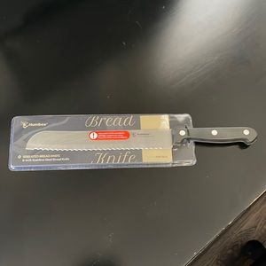 BNWT Humbee 8” Serrated Bread Knife